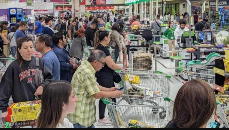 Elecciones 2024 en Chile: Así funcionarán los supermercados y comercio este 26 y 27 de octubre