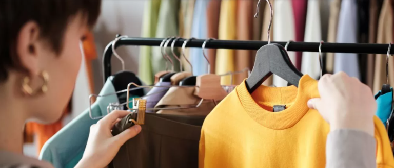 La ropa nueva no está tan limpia como piensas: este es el error que estás cometiendo al usarla sin lavar