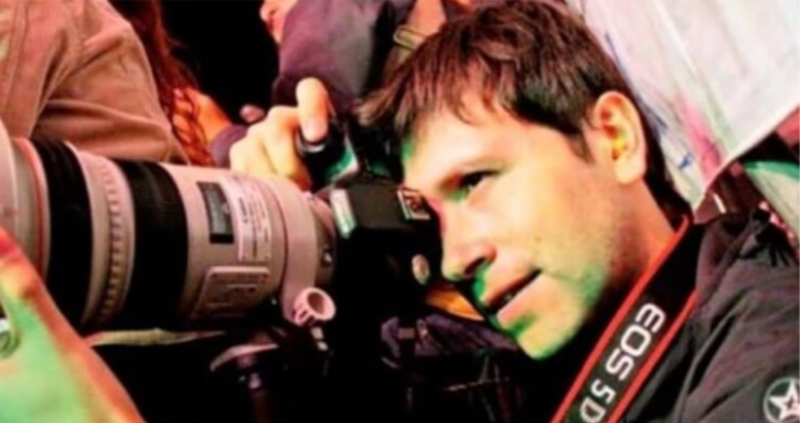 Carlos Müller, otrora «fotógrafo de la música chilena», será formalizado por violación
