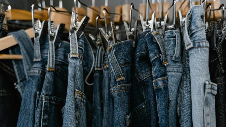 ¿Tú lo haces? La importante razón de salud por la que debes lavar SÍ o SÍ la ropa nueva antes de usarla