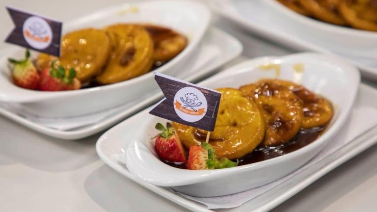 Regalarán 5 mil platos: ¿Dónde celebrar este jueves el Día de la Sopaipilla?