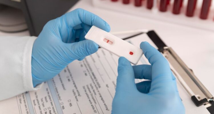 Por qué vivir con VIH ya no es una sentencia de muerte, sino una enfermedad tratable