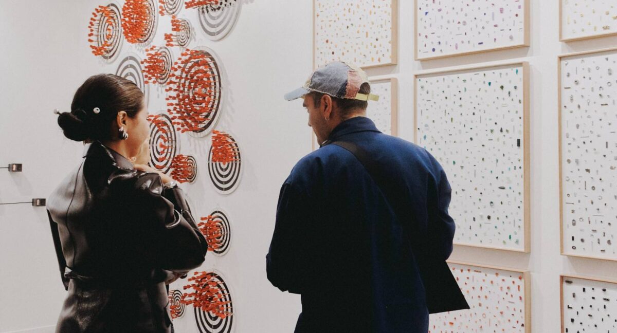 Galerías de arte de once países y conversatorios: Ch.ACO-16 regresa a Vitacura con la versión más grande de su historia