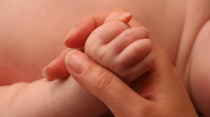 ¿Qué es la PKU y por qué detectarla a tiempo puede cambiar la vida de un recién nacido?