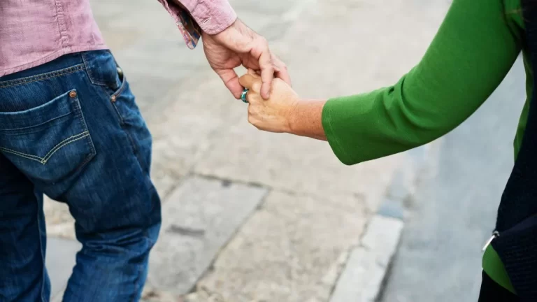 «Me separé después de 12 años (…) Ahora estoy con un hombre 40 años mayor y no me da vergüenza darle un beso en la calle»
