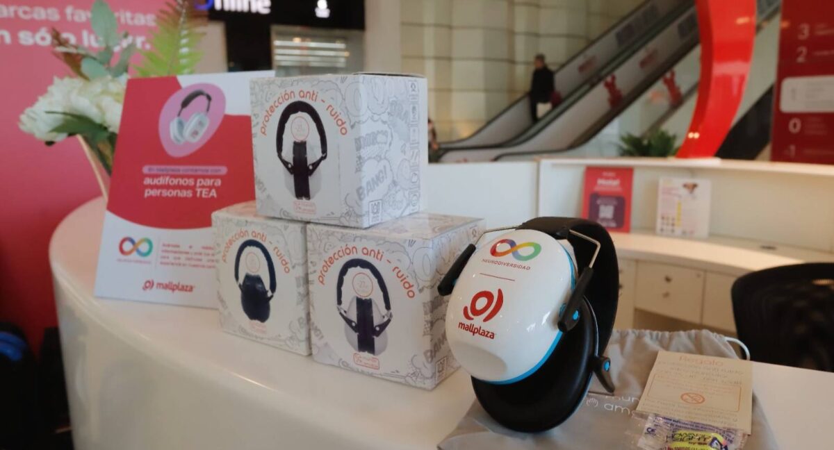 Mallplaza anunció que 13 de sus centros urbanos implementarán Hora del Silencio para clientes con neurodivergencias