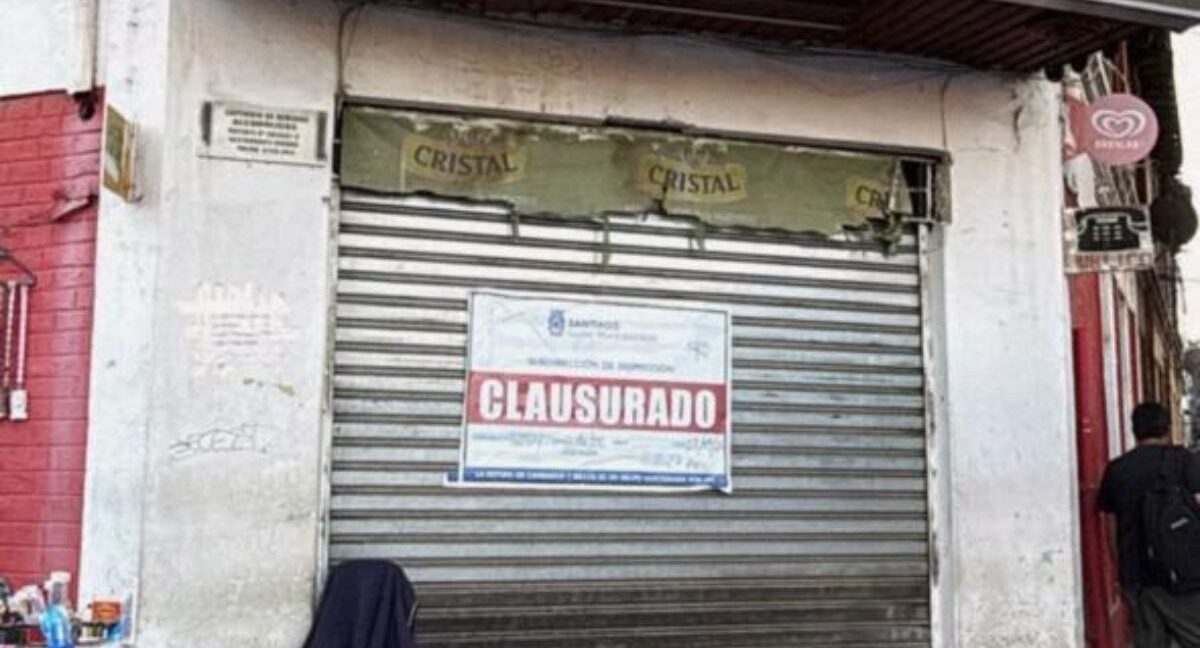 Clausuran el restaurante Huichipirichi en barrio Franklin: arrastra meses de incumplimientos en patente de alcohol