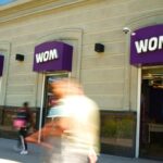 «Operamos con disciplina financiera»: WOM registra alza del 5,2% en ingresos y aumenta base de clientes en segmento móvil postpago