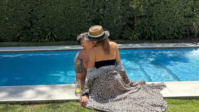 «Mujer déjate de buscar tanta aprobación»: Rostro de la farándula es criticada por mostrar a su marido 12 años menor