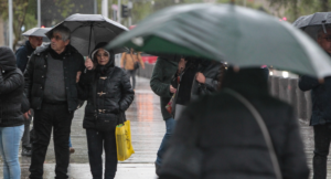 Lluvias y nevadas desde Antofagasta a Santiago y el retorno del frío a la capital: revisa cuándo lloverá en la Región Metropolitana esta semana