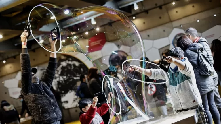 Los mejores panoramas para disfrutar en Santiago: ciencia, cultura, experiencias inmersivas y más