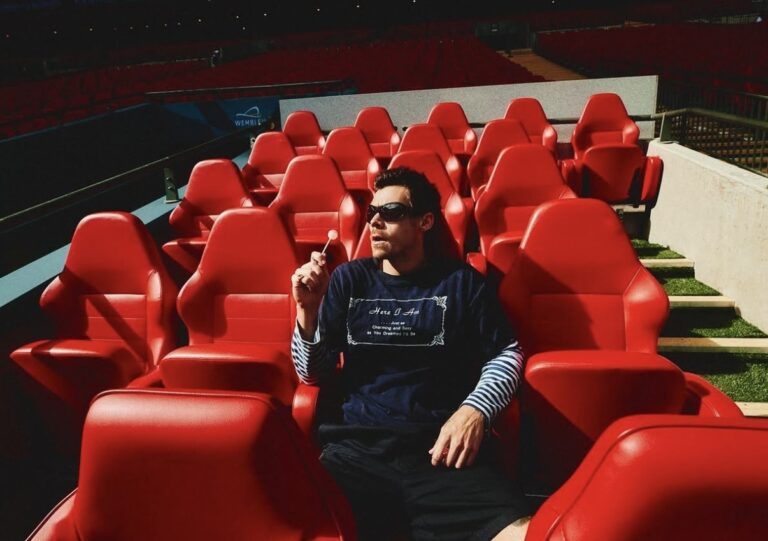 Harry Styles hace historia en Wembley y rompe el récord de conciertos consecutivos