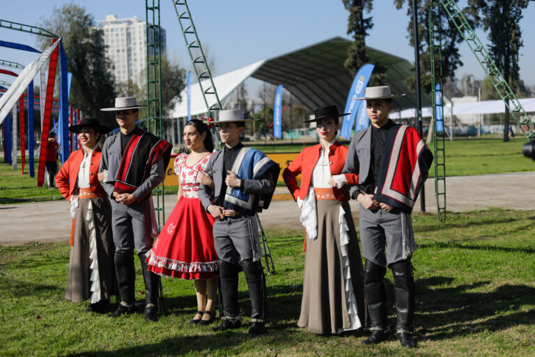 Inicia la preventa para la Fonda Parque O’Higgins: Revisa los precios y la programación por día