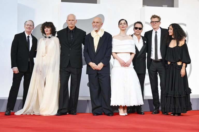 “Wild Horse Nine” es ovacionada en el Festival de Venecia y Mariana Di Girolamo suma un nuevo hito en su carrera
